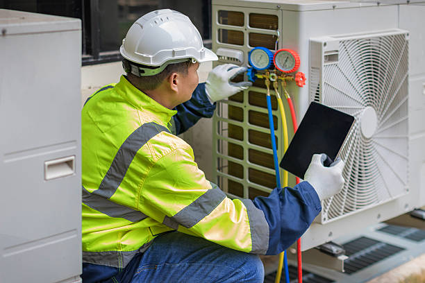 Professional Hvac technician working in Vinton, TX